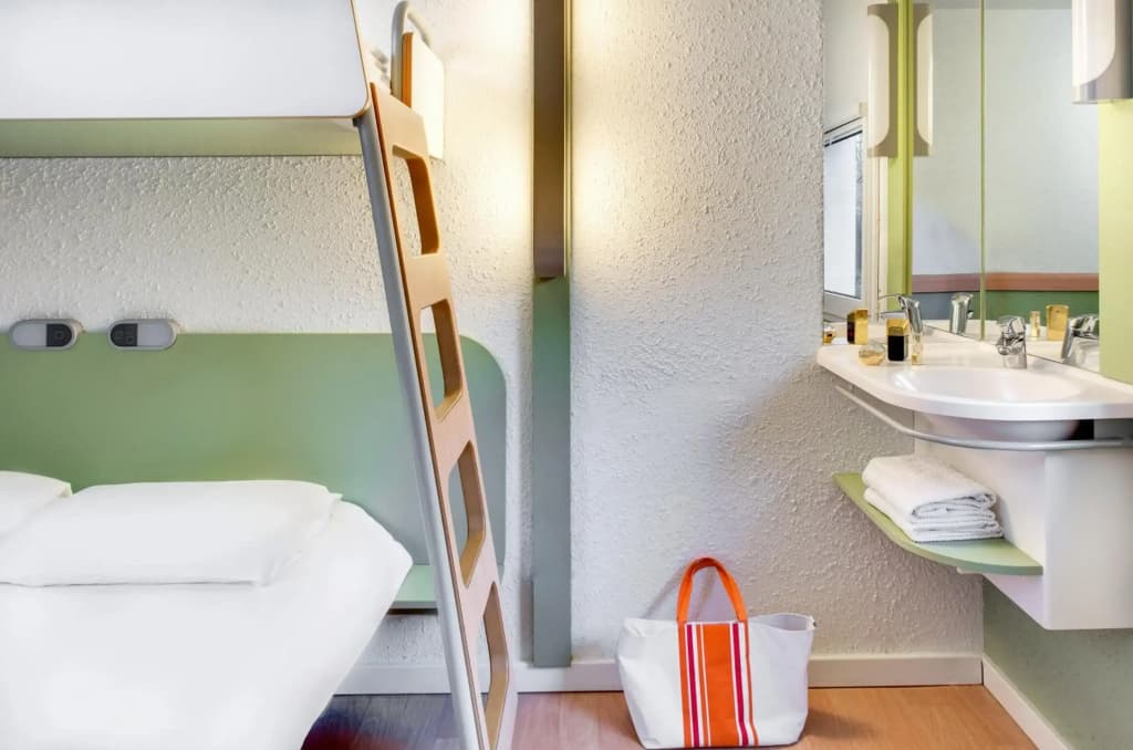 ibis budget Courbevoie Paris la Defense 1 - Miniature 8