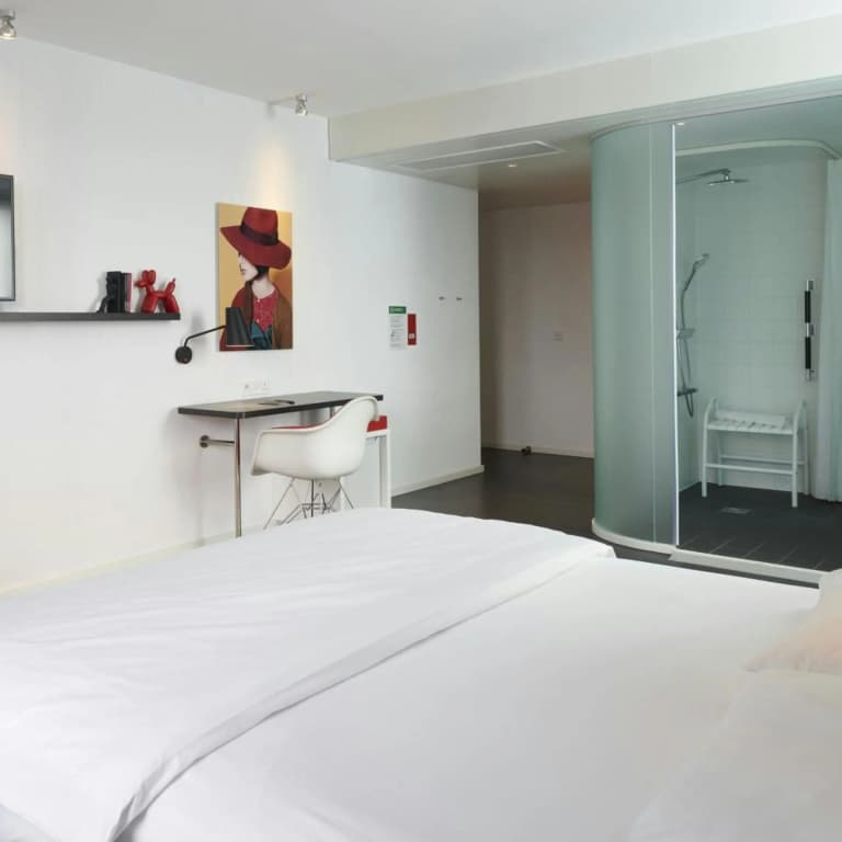 citizenM Paris Charles de Gaulle - Miniature 7