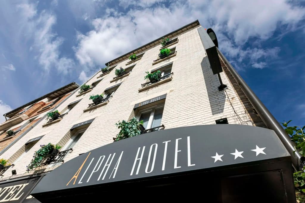 Hôtel Alpha Paris Eiffel by Patrick Hayat - Photo 1