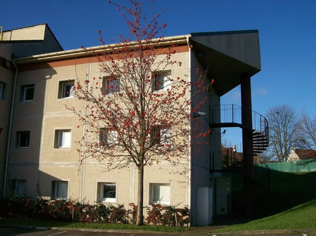 Lemon Hotel Chanteloup-les-Vignes - Photo 1