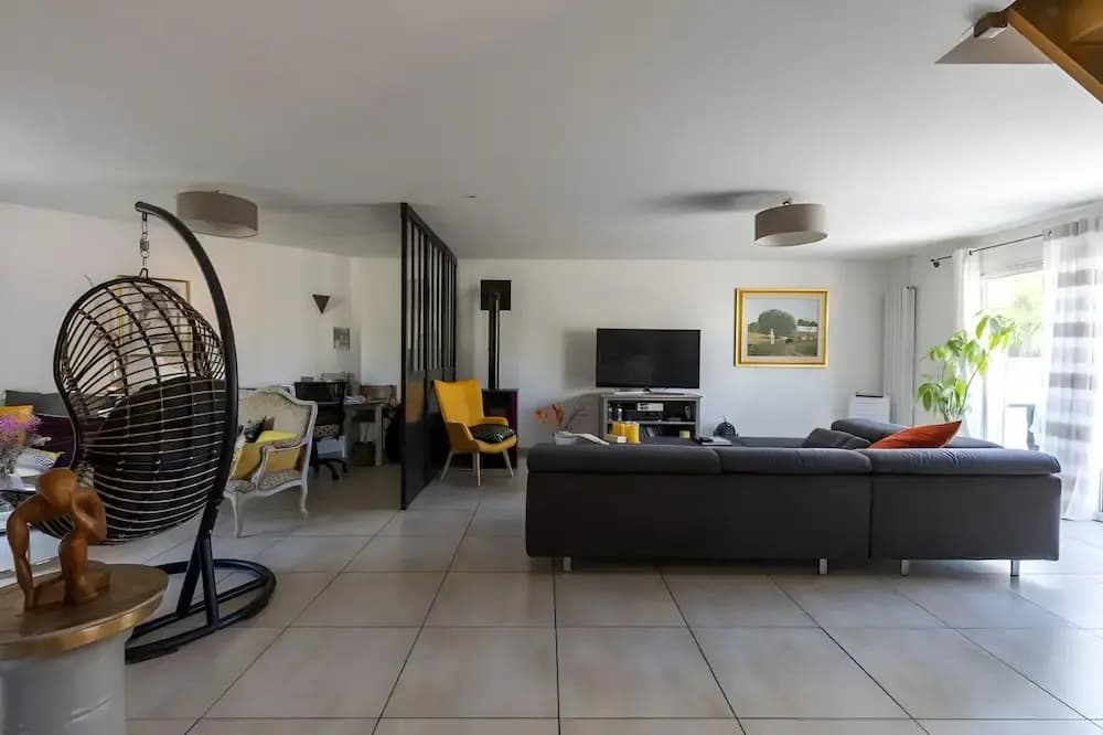 Trackside Retreat - Ideal Base in Le Mans - Miniature 8