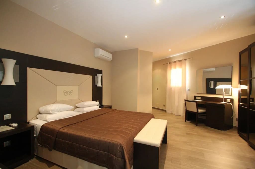 Hotel Chez Charles - Photo 4