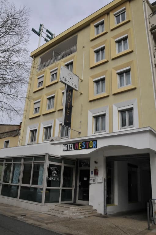 Hotel Nestor - Photo 1