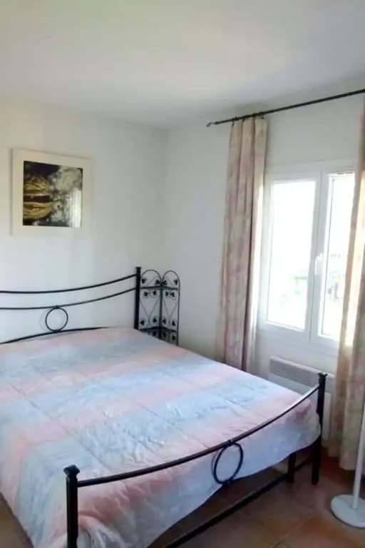 House with 3 Bedrooms in Sainte-Maxime, with Wonderful Mountain View, Enclosed Garden And Wifi - 200 M From the Beach - Ph...