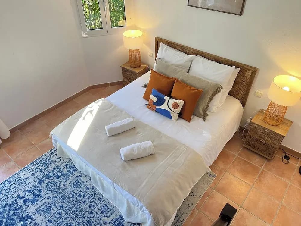 Villa B - Photo 1