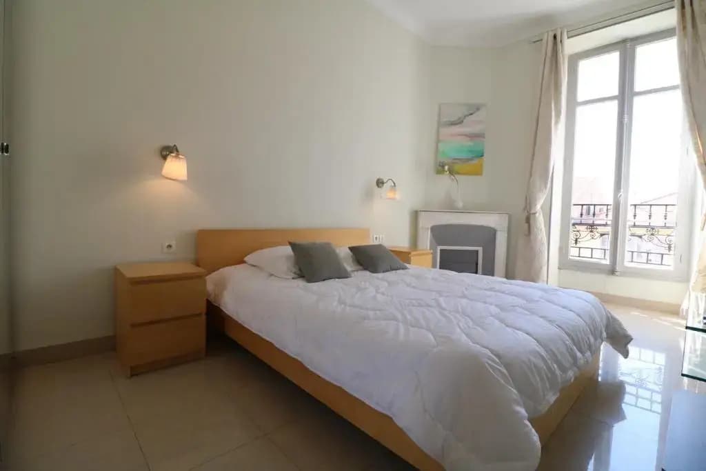 2 Bedroom Forville. 8 Mins From the Palais. 328 - Photo 4