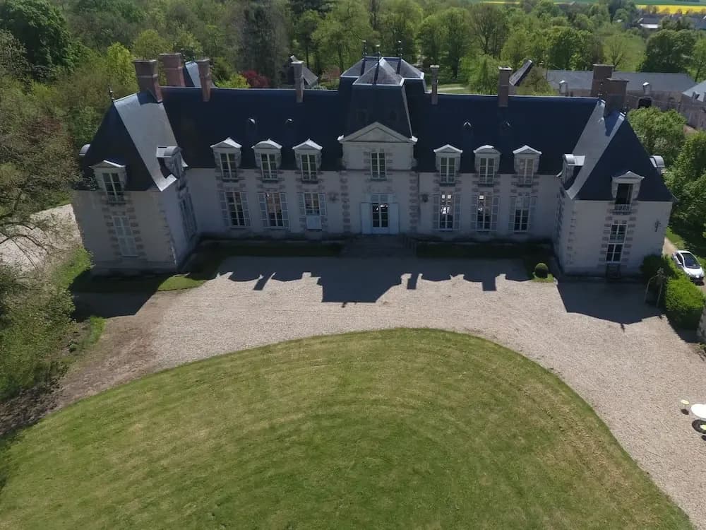 Chateau La Touanne - Photo 1