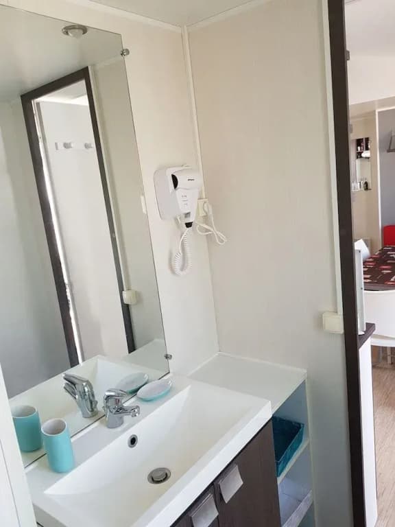 Mobile Home 3 chambre clim TV camping 4 - Miniature 6