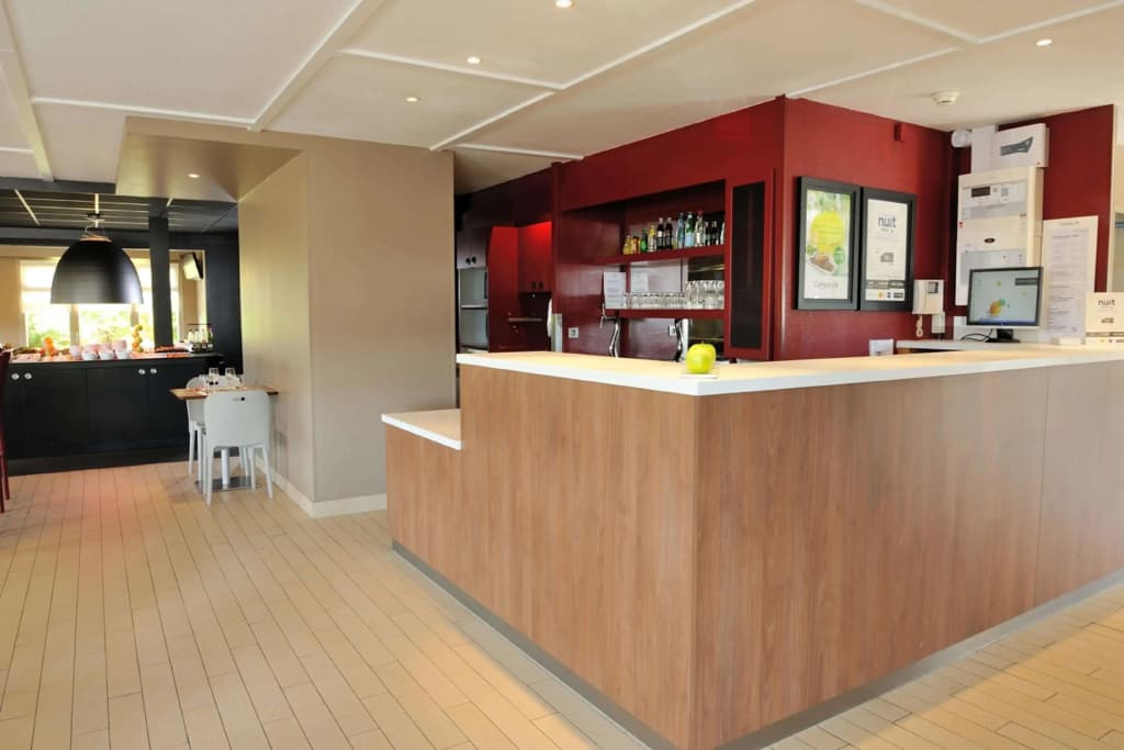 Hotel Campanile Saint Etienne Est - Saint Chamond - Photo 2