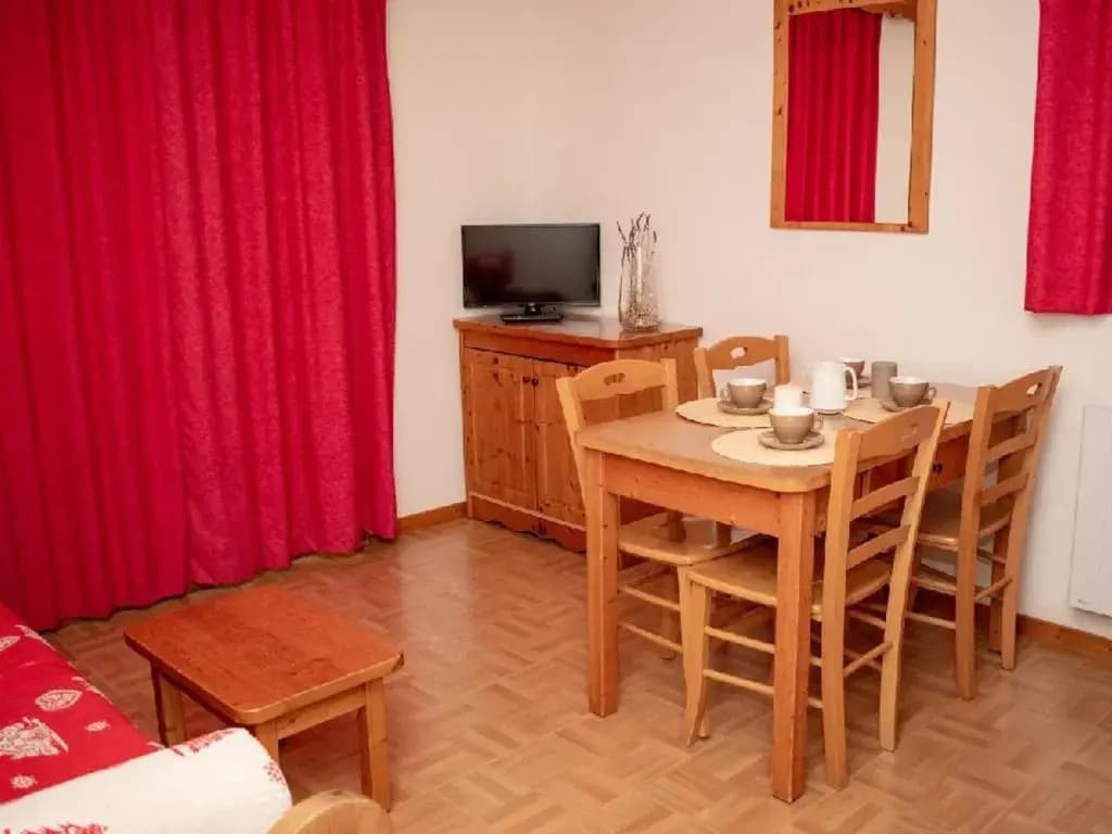 Studio Puy-Saint-Vincent, 1 pièce, 4 personnes - FR-1-504-228 - Photo 3