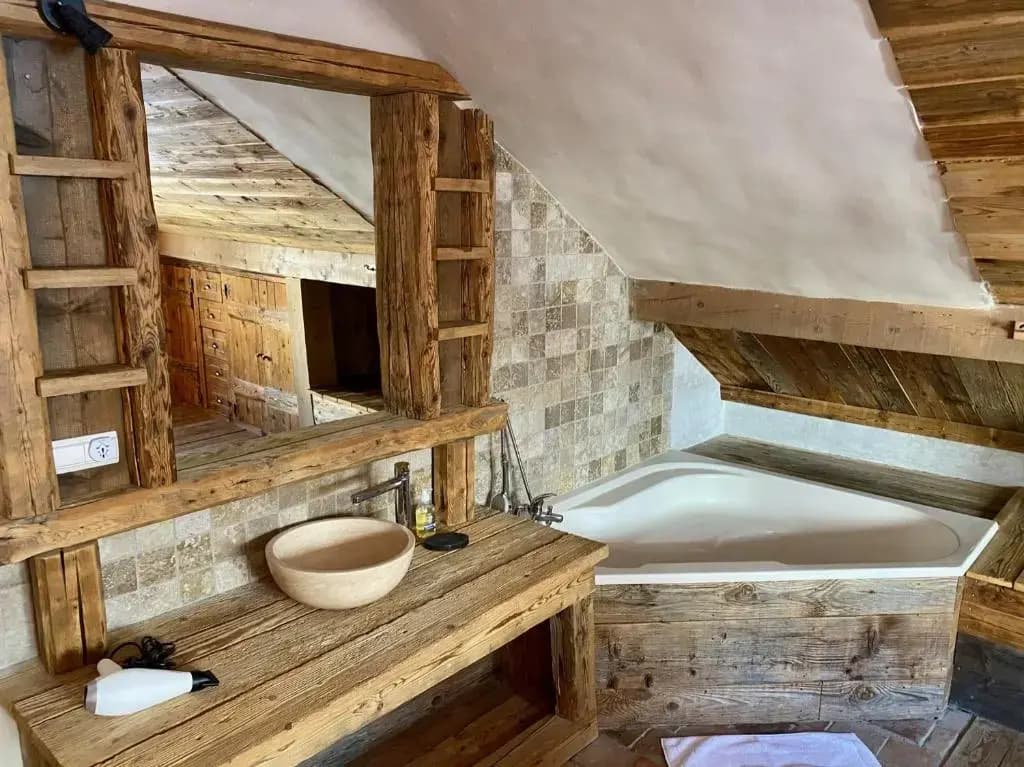 Charming chalet 100m2, Heart of the 3 vallées, Meribel, Les Allues - Miniature 6