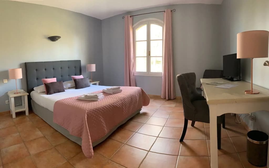 Hotel La Bastide Saint Martin - Photo 2