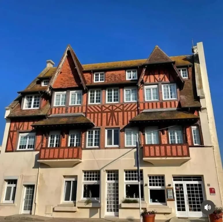 Hotel de la Mer - Photo 1