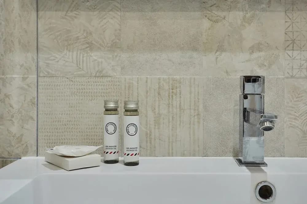 Sublime 3 Bedrooms Flat Center of Paris Montmartre - Miniature 8