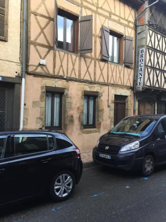 Chambres à Nogaro - Photo 1