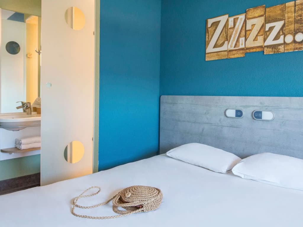 ibis budget Pertuis Portes du Luberon - Photo 4