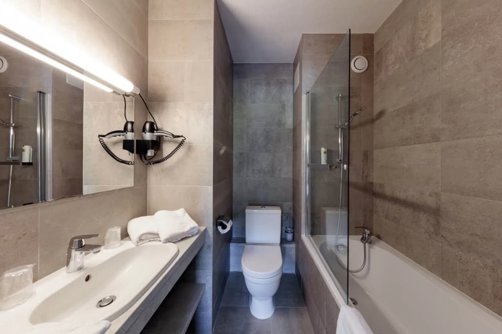 Logis Hotel Noemys Morgon - Miniature 8