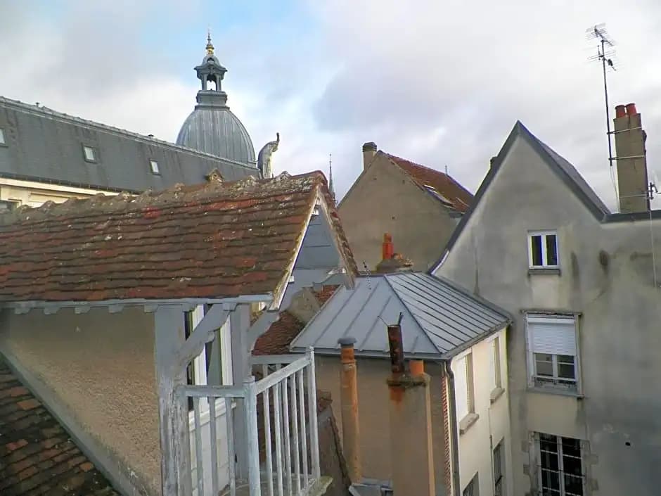 Hotel du Commerce - Photo 1