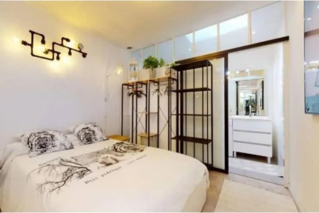 BANDOL Magnifique appartement en RDC cour sans vis à vis 5mn plage - Photo 5