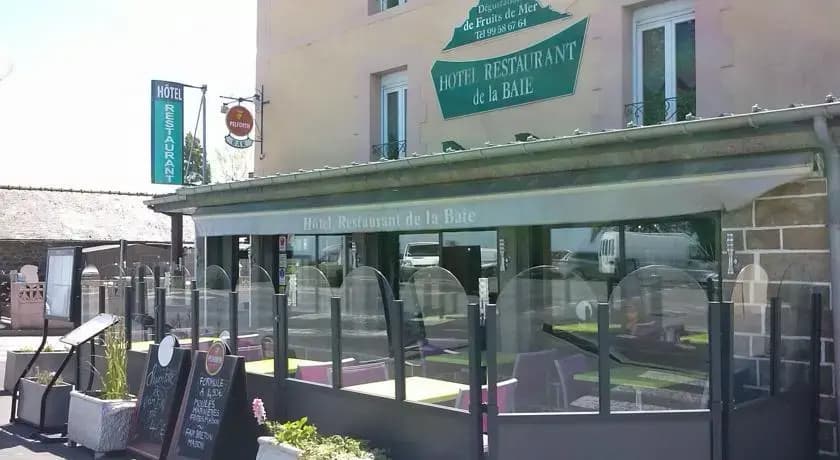 Hotel De La Baie - Photo 1