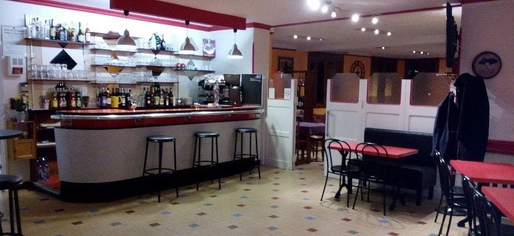 Café De La Place - Photo 3