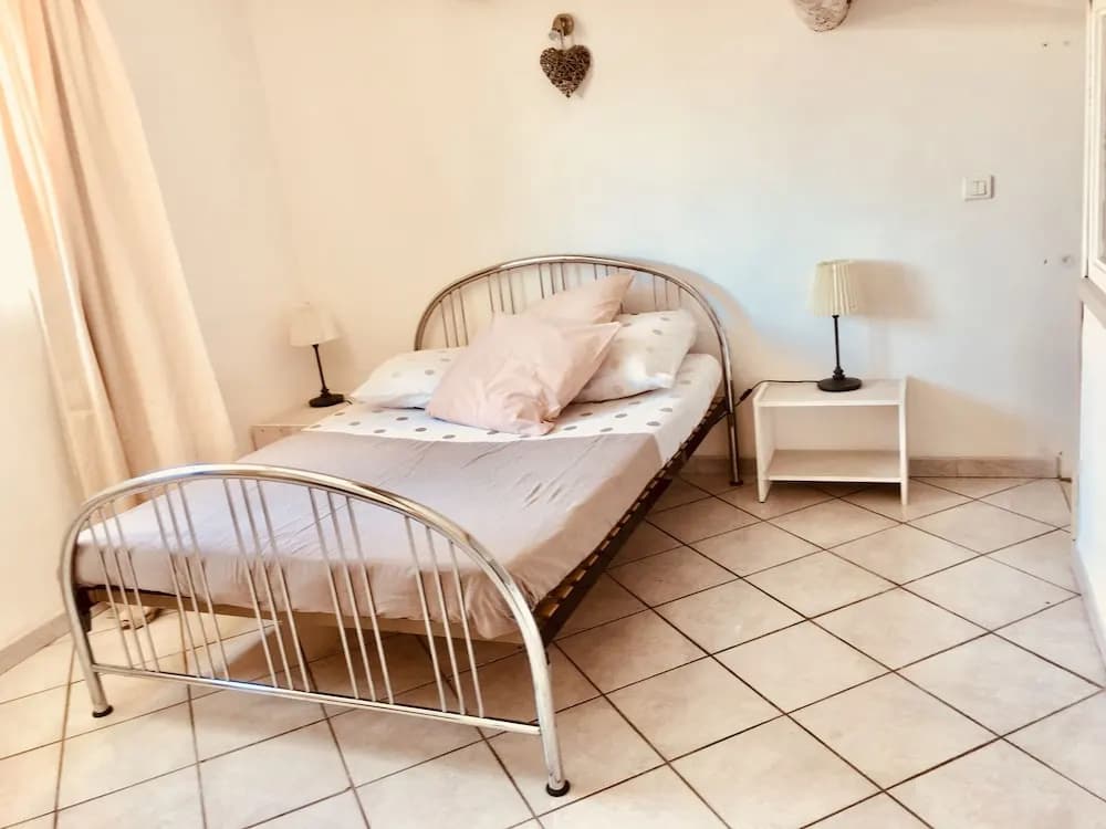 Chez nous 1 - Miniature 6