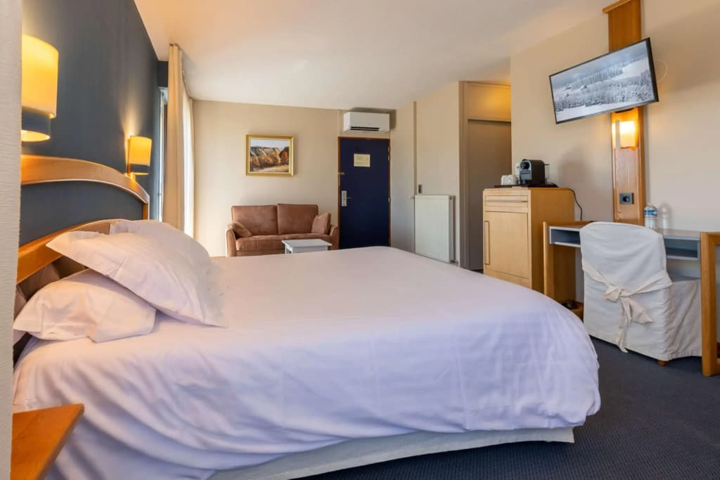 Best Western Le Relais de Laguiole Hotel & Spa - Miniature 6