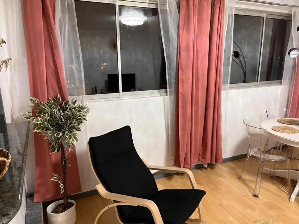 Superbe appartement avec magnifique vue sur Paris - Miniature 7
