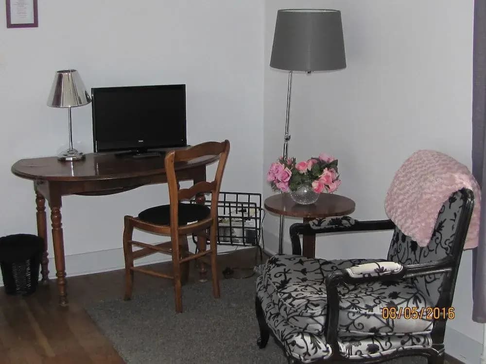 Les Belles de Mai guesthouse - Photo 3