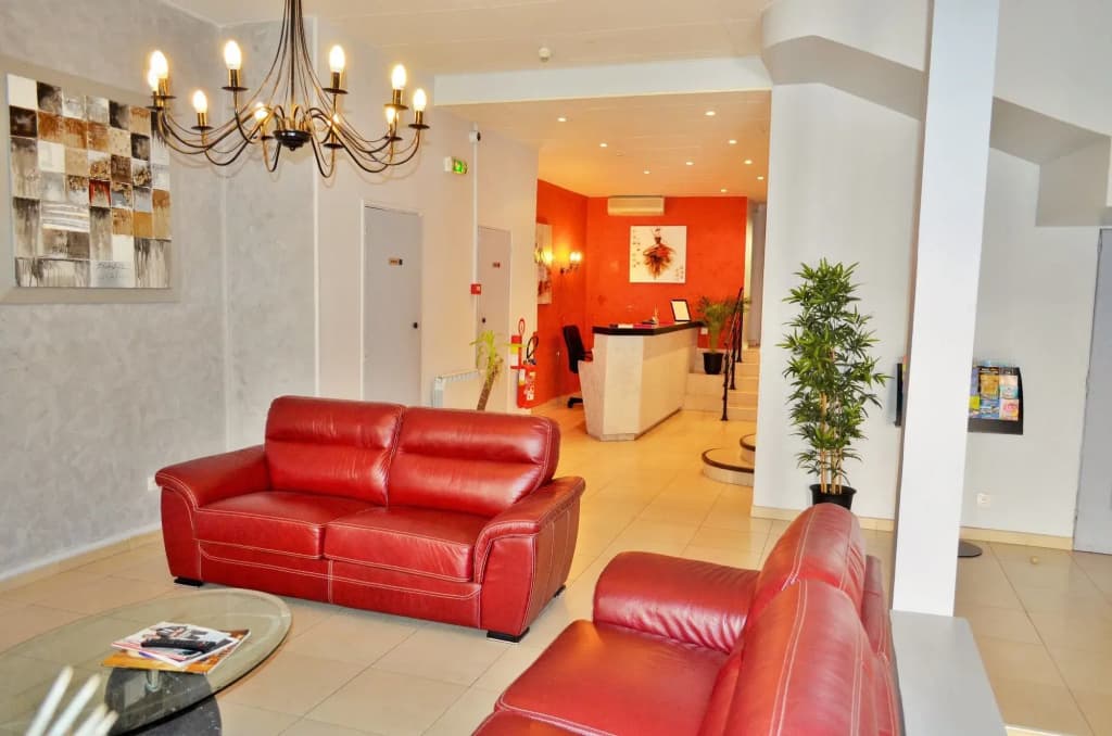 Hôtel Paradis - Photo 2