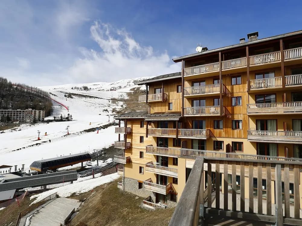 Apartment in Orcieres With Ski Slope Access - Miniature 6