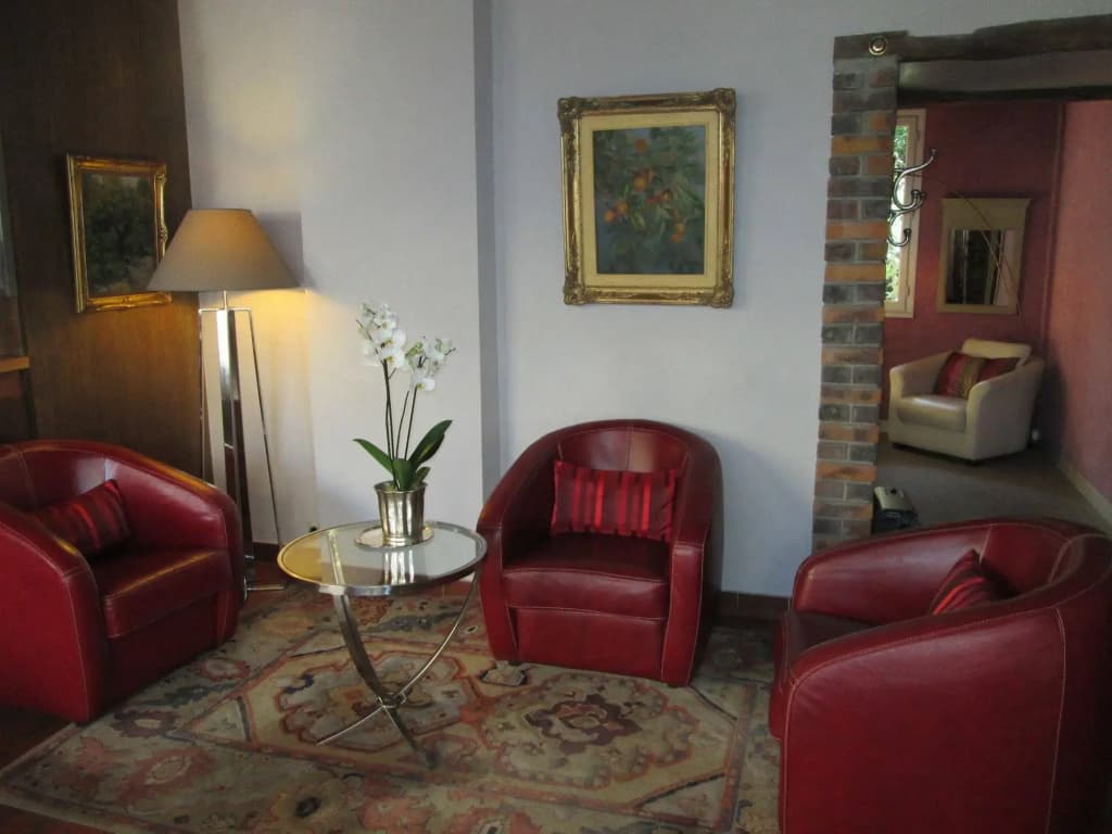 Hotel Victor Hugo - Photo 4