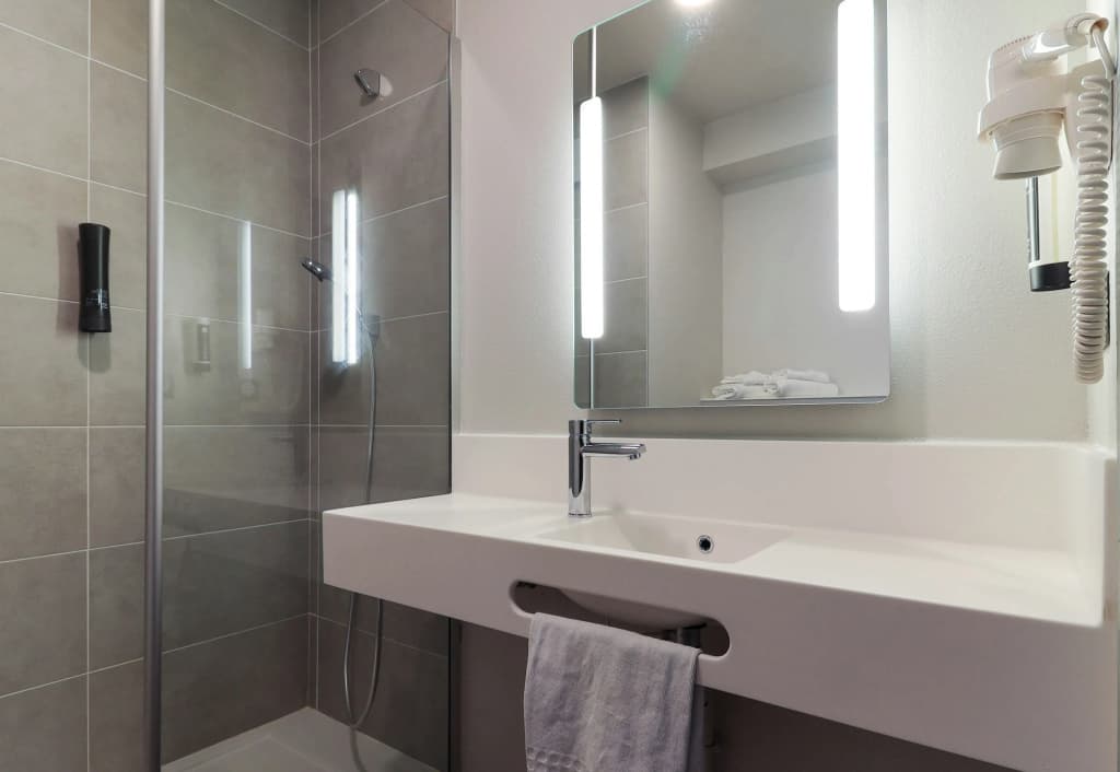 B&B HOTEL Le Creusot Montchanin - Miniature 7