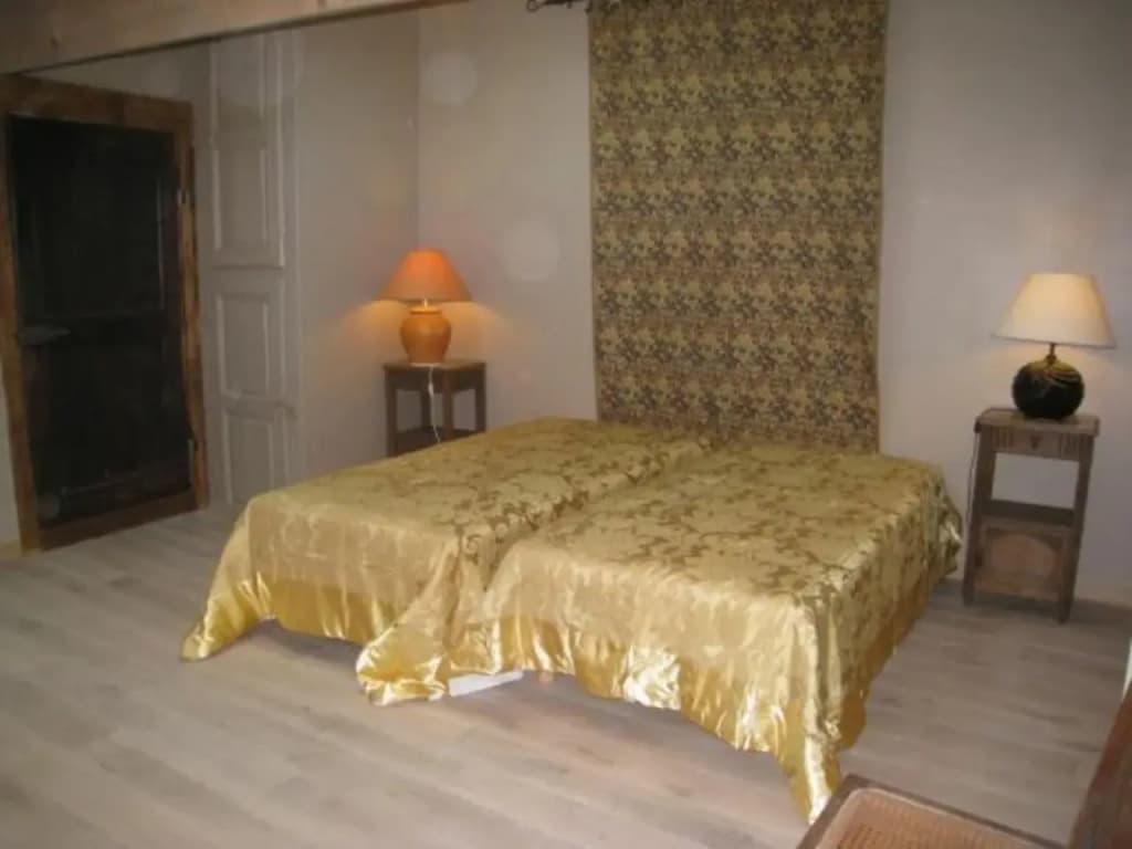 Gîte Tonnoy, 3 pièces, 4 personnes - FR-1-584-35 - Photo 2