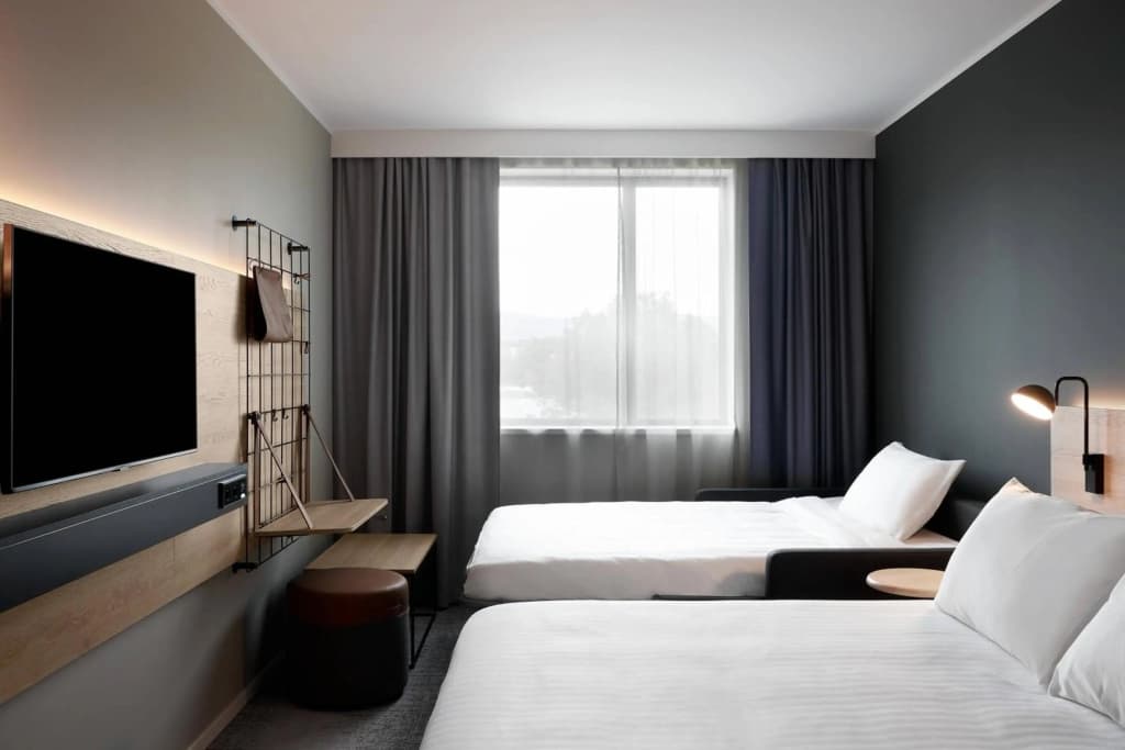 Moxy Antibes Sophia Antipolis - Miniature 6