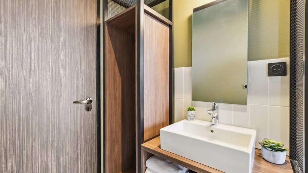 JOST Hotel Montpellier Centre St Roch - Miniature 8