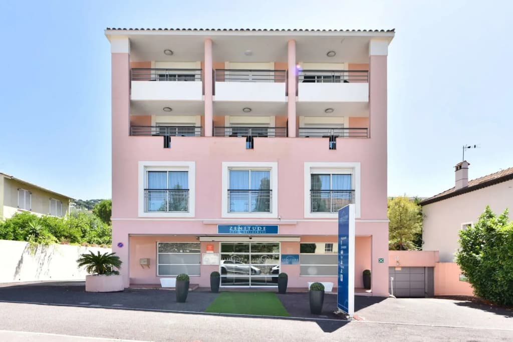 Zenitude Hôtel-Résidences Le Cannet - Photo 1