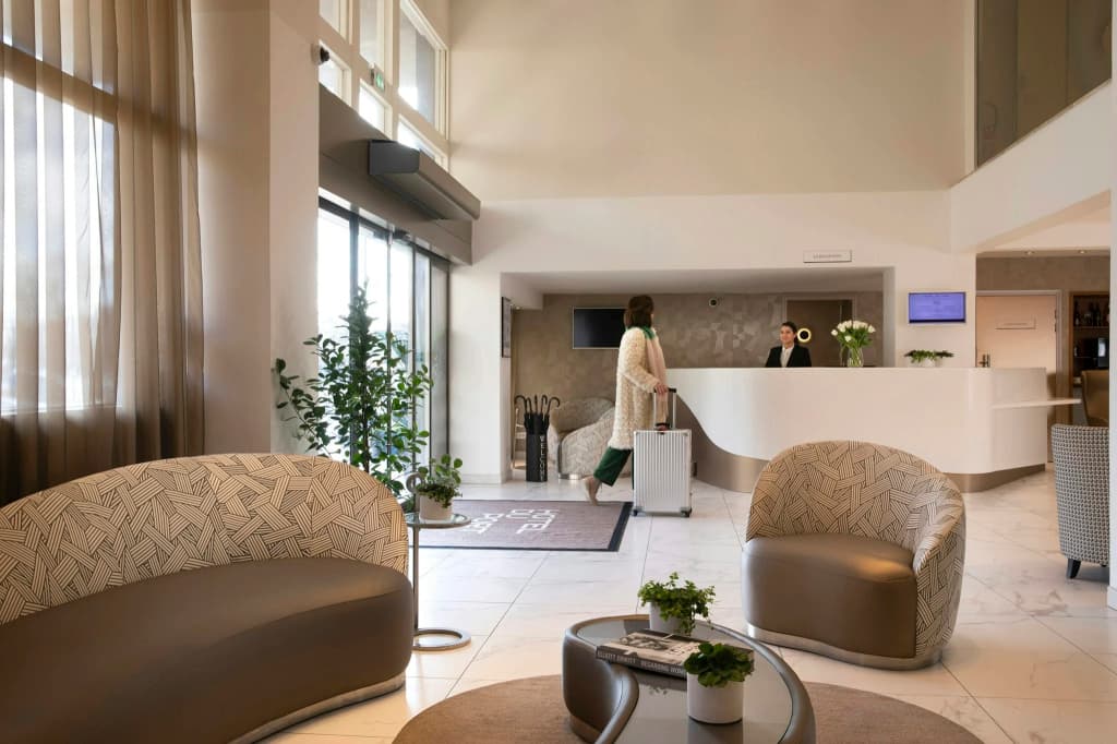 Hotel du Port - Photo 2