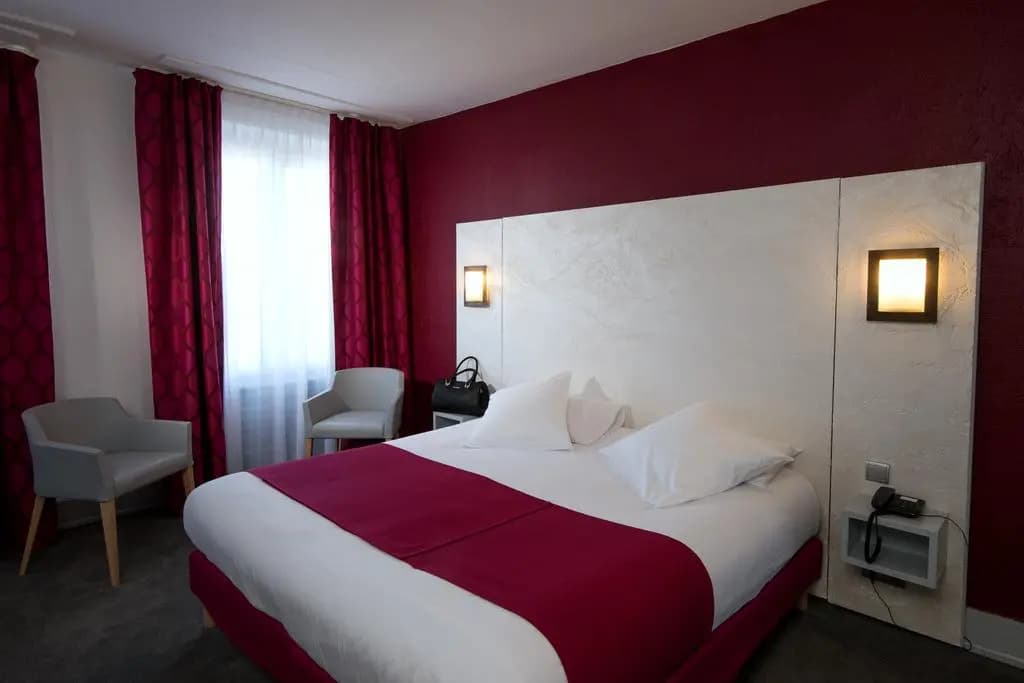 The Originals Boutique, Hôtel Bristol, Strasbourg Centre Gare - Miniature 7
