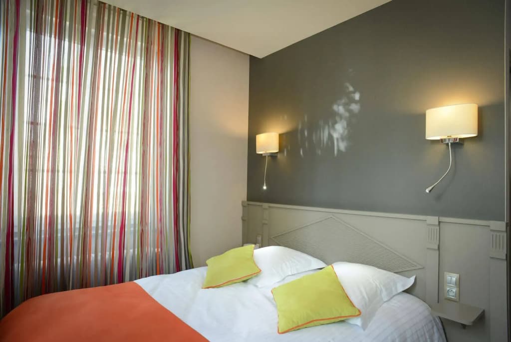 Logis Auberge de la Sélune - Photo 2