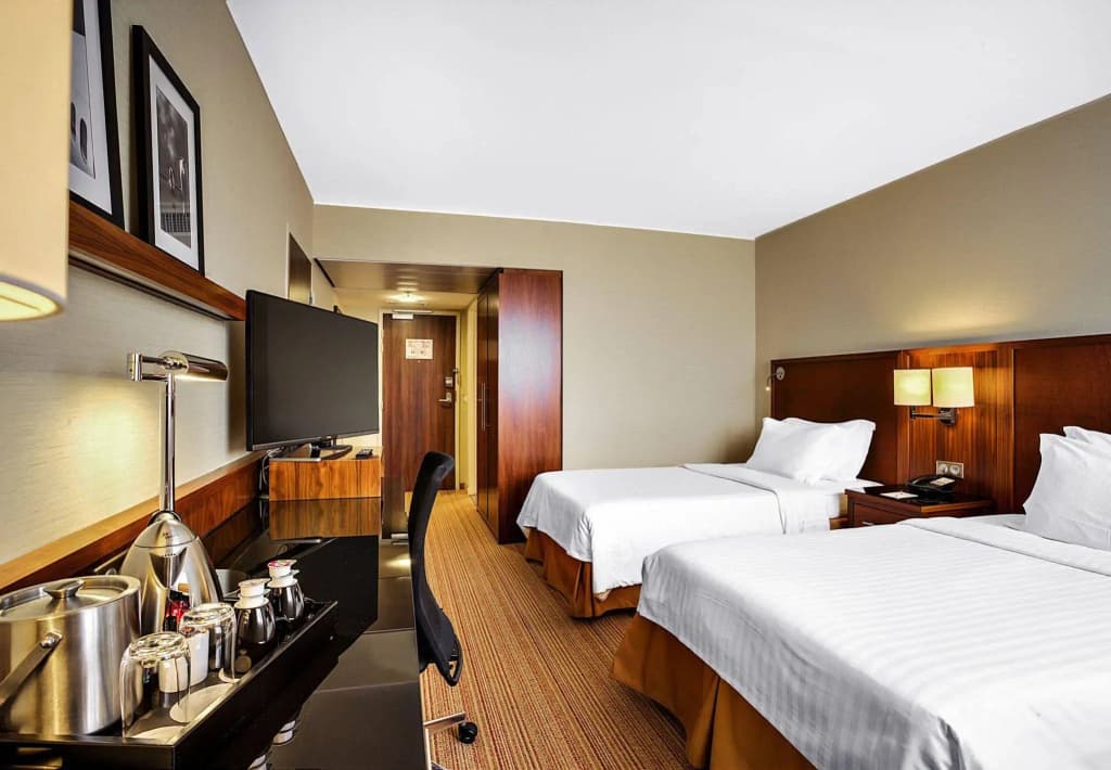 Courtyard by Marriott Toulouse Airport - Miniature 7