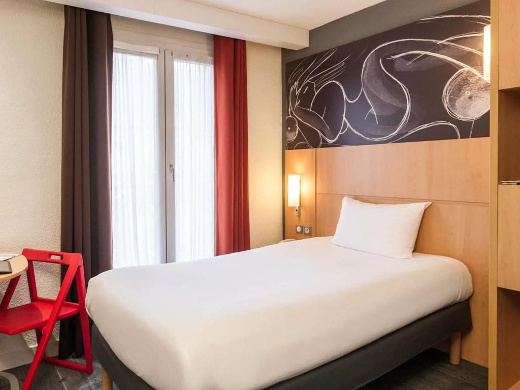 ibis Paris Vaugirard Porte de Versaille - Photo 2