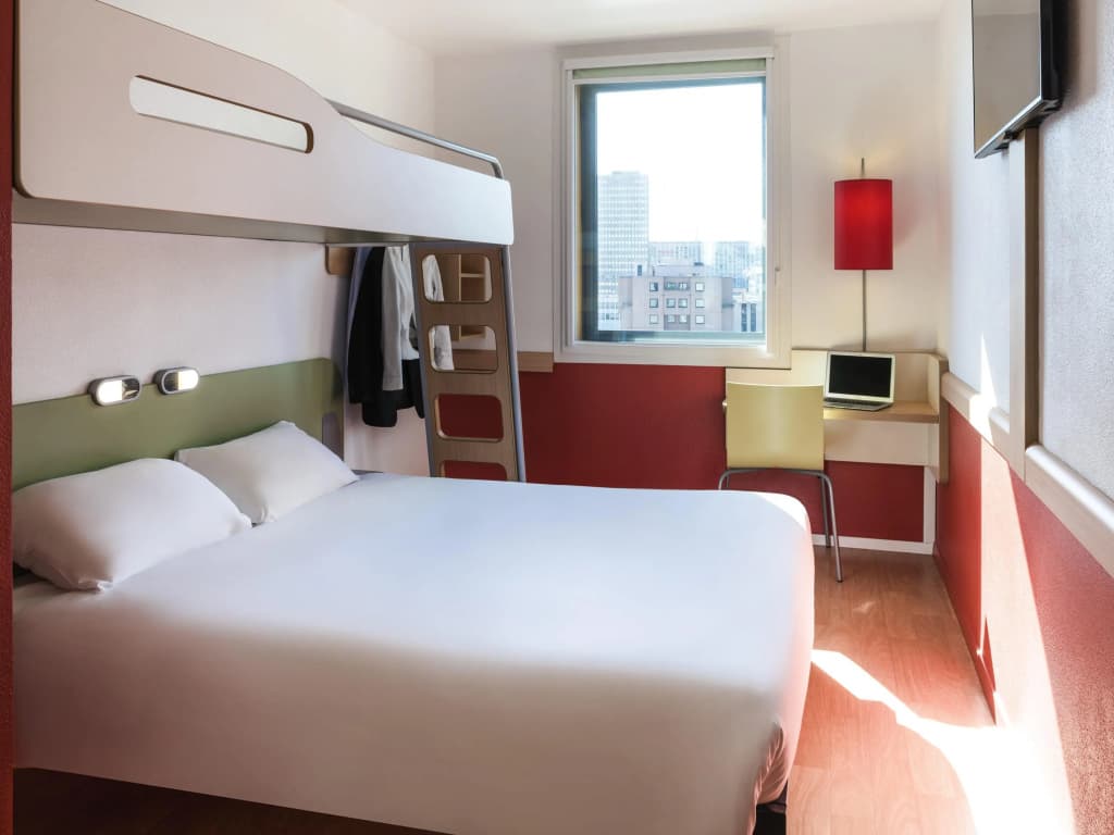 ibis budget Lyon Centre - Gare Part-Dieu - Photo 4