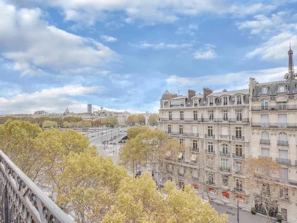 Top Luxurious Penthouse Front of Eiffel Tower and River - Photo 1