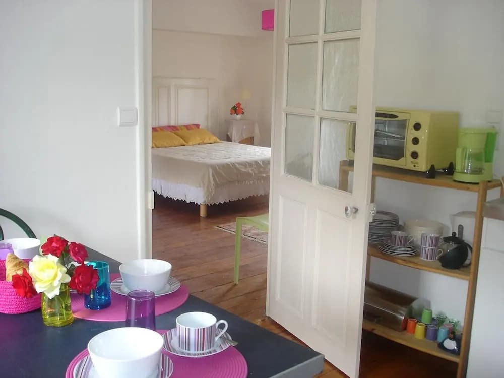 Les Longchamps - Photo 2