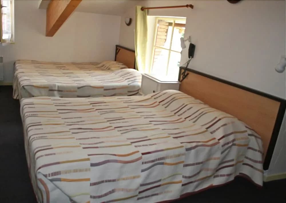 L'Hostellerie des Lacs - Photo 4