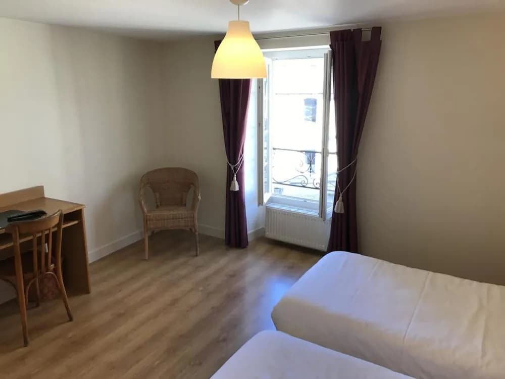 Logis Auberge de la Fontaine - Photo 2