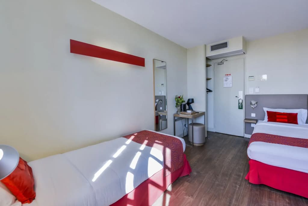 Hotel Bordeaux Clemenceau by HappyCulture - Photo 2