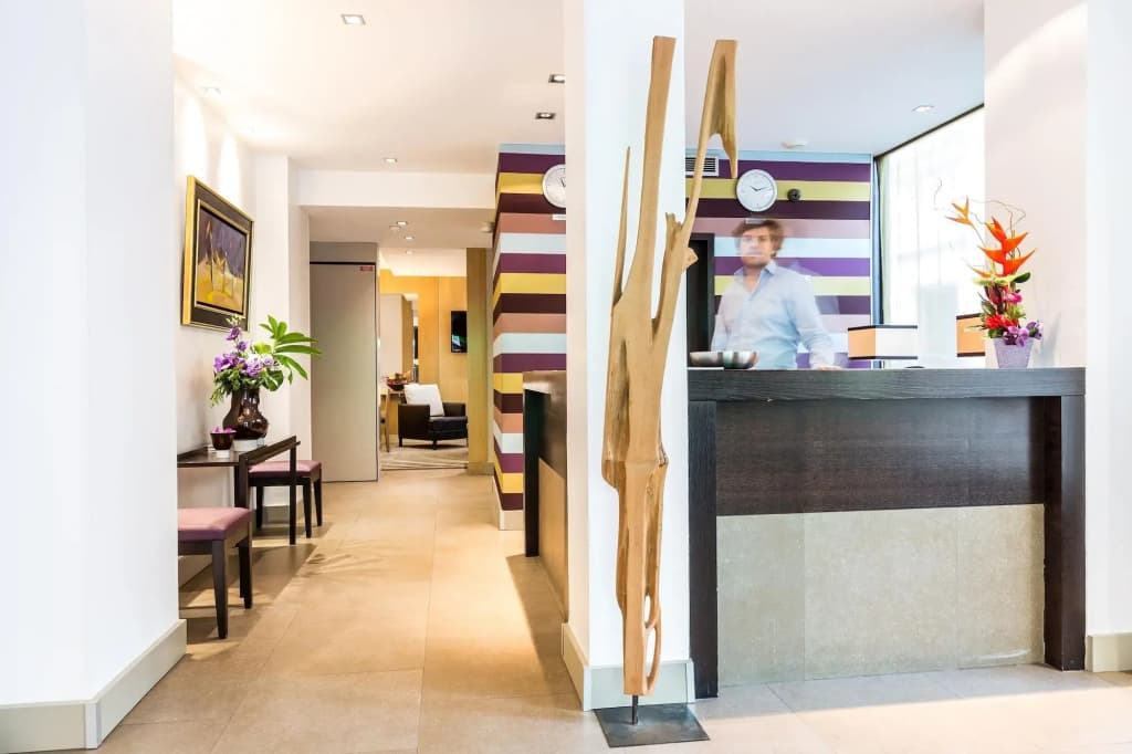 Hotel Duret - Photo 2
