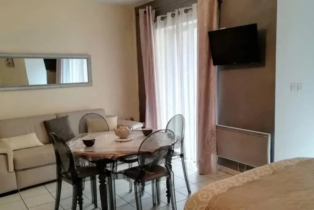 Appartement Meuble Classe 3*** Ideal Cure Thermale, Avec Terrasse De 30M2, Magnifique Vue - Photo 1